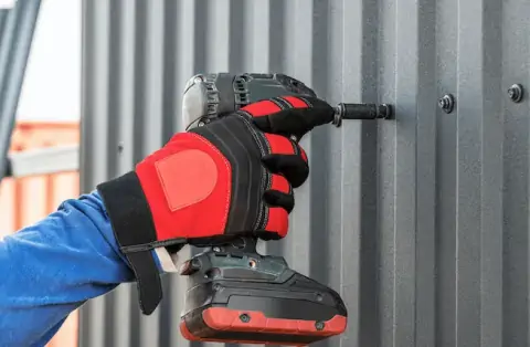 Travaux de zinguerie - Bourg-des-Comptes